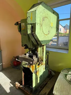 Used 1970 SMERAL LENR 10 Gap Frame (OBS) Presses CZ | Amaron s.r.o. #1066618