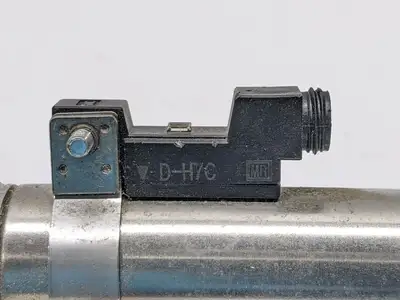 Used American 750DVS-5.00-4 Pneumatic Cylinders Michigan US | Maverick Industrial Sales #1396803