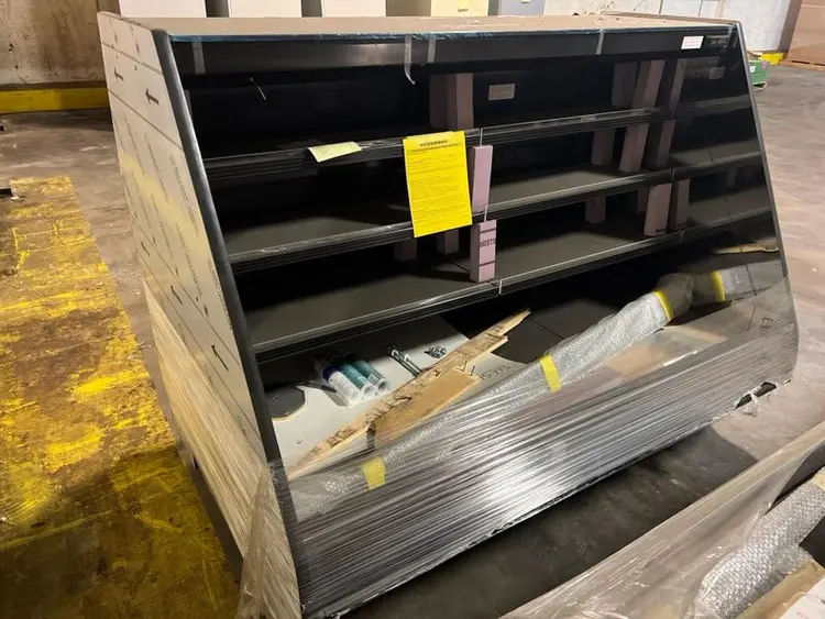 Used _UNKNOWN_ Q4-SS-6-NS-EC-R. Refrigerators | Grocery Equipment Sales #1065934