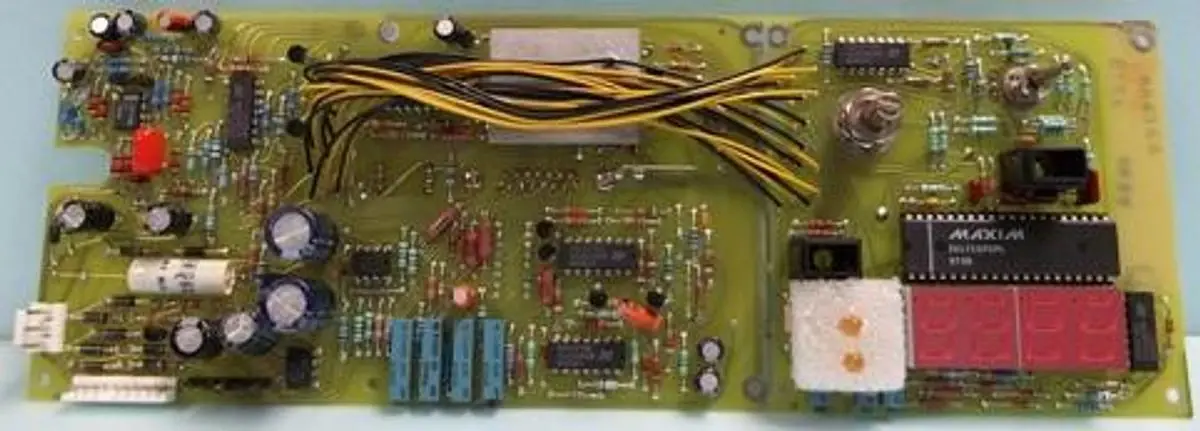 QTY. 1. NESLAB PCB BOARD FOR NESLAB BATH MAXIM ICL...