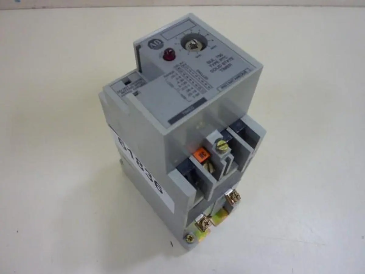 USED ALLEN BRADLEY 700-RTC00010U1 SER A