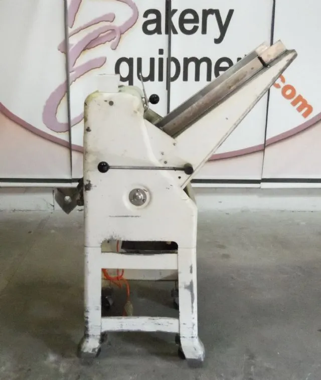 Used OLIVER MODEL: 797-32 Bread Slicers California US | BakeryEquipment.com #1555923