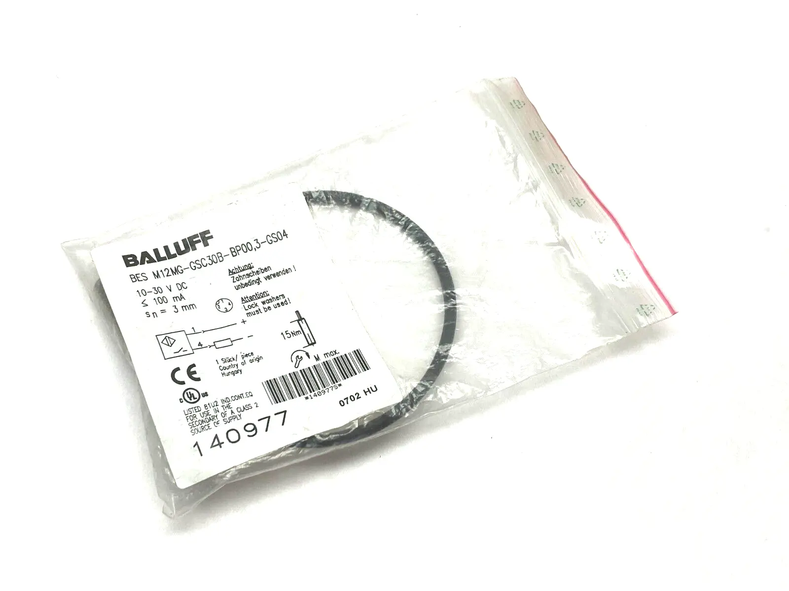 USED BALLUFF FLUSH MOUNT PROXIMITY SENSOR 10-30VDC