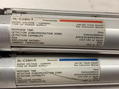 USED KEYENCE SL-C28H-T SL-C28H-R