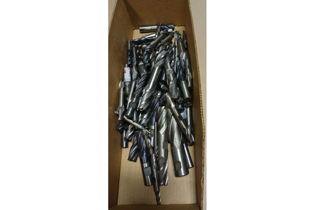 Used _UNKNOWN_ _UNKNOWN_ End Mills Ohio US | Thompson Auctioneers #1547142