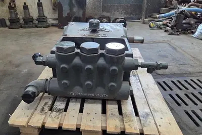 USED APLEX A-50 TRIPLEX PUMP