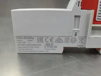 USED Allen-Bradley 1734-IB8S SER B Point Guard I/O 24VDC Safety Sink Input Module