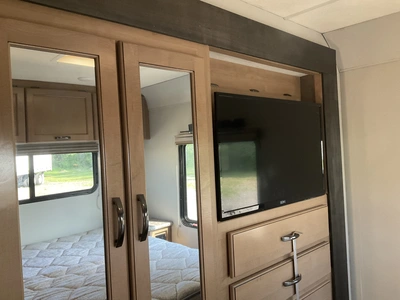 Used 2017 FORD FOUR WINDS 30D Campers, Caravans, Motorhomes Michigan US | Miedema Asset Management Group #1339038