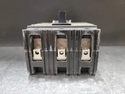 USED SQUARE D FHL36015