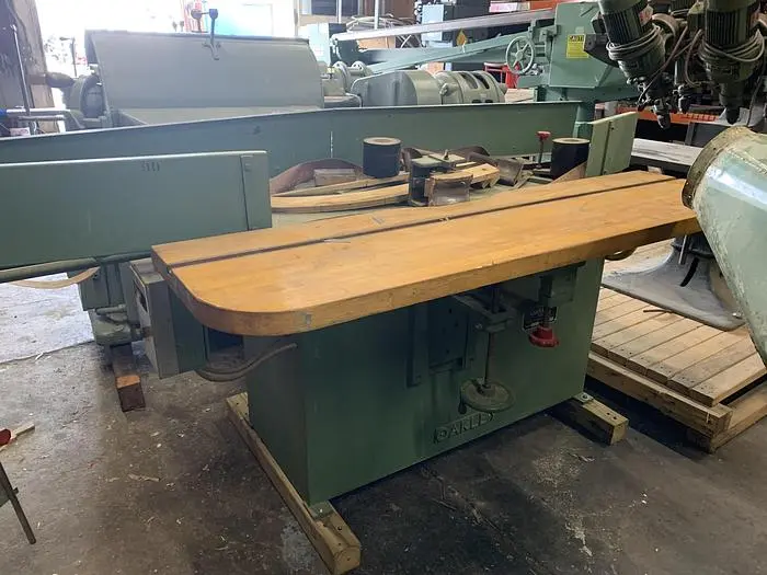 Used OAKLEY R99 EDGE PROFILE/MOULDING SANDER Woodworking Moulders | Pruitt Machinery #715926