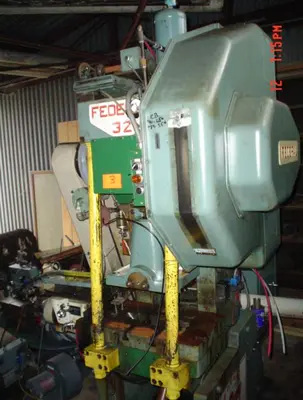 USED 1985 FEDERAL 32