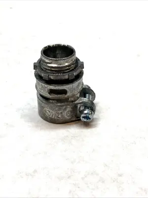 USED EMERSON NEER STRAIGHT SQUEEZE CONNECTOR 1/2"  NON-INSULATED LOT OF 14