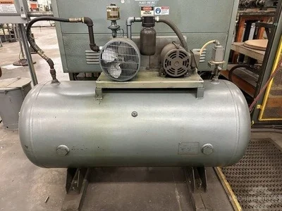 USED 1995 PLASTI-VAC INC. 404-DP-A