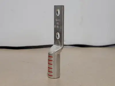 Compression Terminal Lug Red 71 350MCM 650/24 (Box of 2)