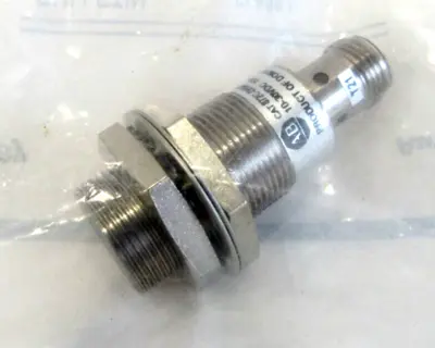 ALLEN BRADLEY 872C-DH5NP18-D4 PROXIMITY SENSOR SER.D 872CDH5NP18D4 NEW, SURPLUS