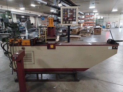 USED 2001 YLM CR 38A
