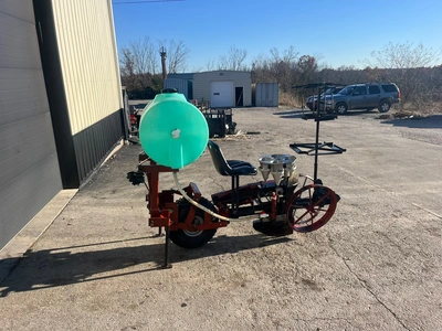 Mechanical Transplanter 6000 Transplanters | County Equipment Company LLC (5)
