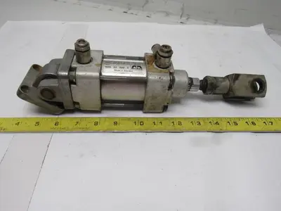 Used MECMAN _UNKNOWN_ Pneumatic Cylinders | Arrow Industrial #632712