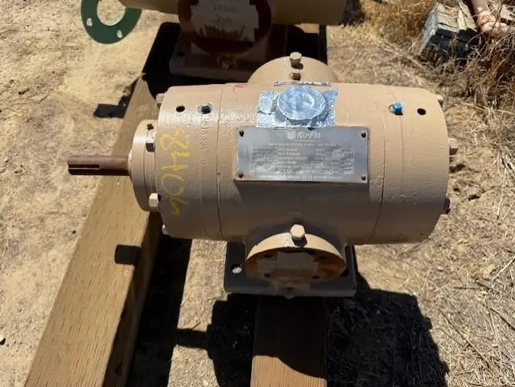 Used RO-FLO 4CC Rotary Screw & Sliding Vane Air Compressors | Compression Source #411452