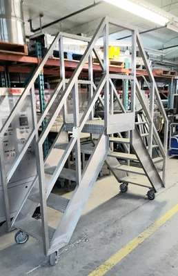 Stairs over pass in stainless steel  # 1007