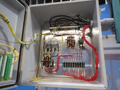94" X 38" X 35" Salt Spray Cabinet