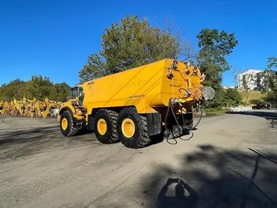 2012 VOLVO A40F Water Truck | Title Equipment & Recreation Inc. (4)