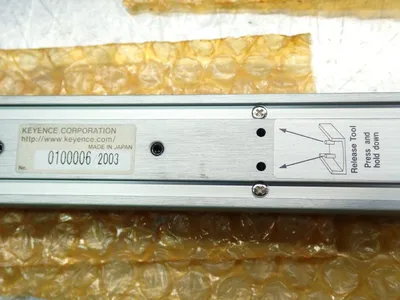 NEW KEYENCE PJV22