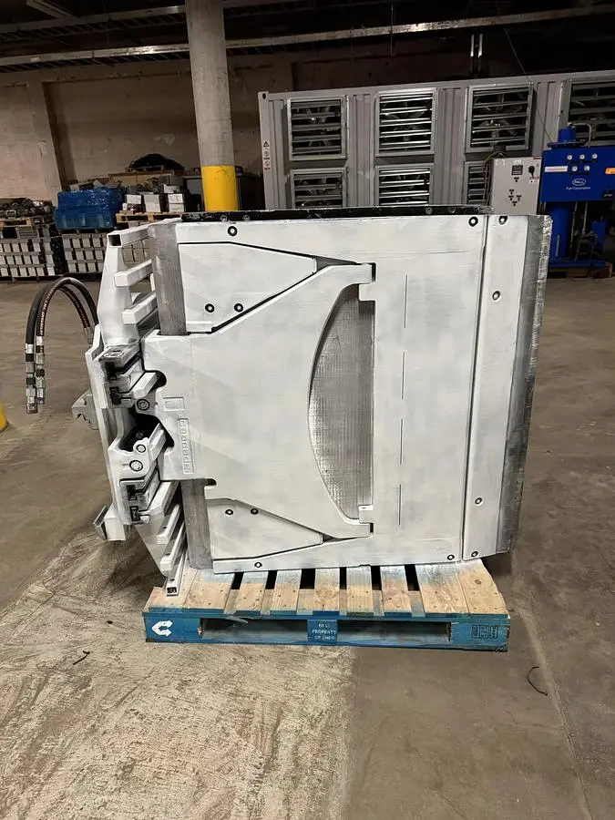 USED CASCADE 25D35065