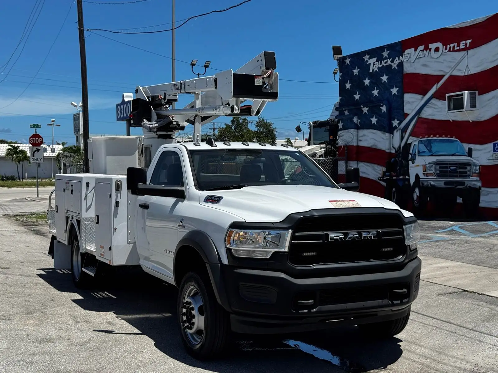 Used 2020 RAM 5500 Bucket (boom) trucks Florida US | Truck and Van Outlet #1509213