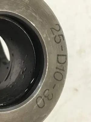 USED VICKERS 25-D10-30