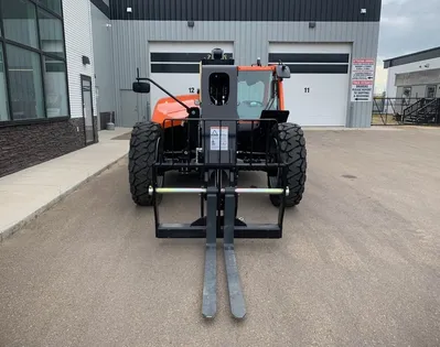 New | in-Stock 2025 JLG 943 TELEHANDLER Telehandlers Alberta CA | Adcock Equipment #1417661