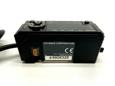 USED KEYENCE FIBER SENSOR AMPLIFIER