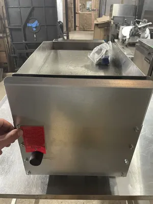 182-0006 Radiance TAMG-14 Natural Gas Flat Griddle