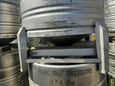 Tank, 200 Gallon, 304L S/st, 46" x 24", Tote, Ucon, (7) #L741302