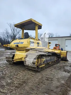 USED 2006 KOMATSU D61PX-15