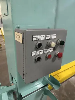 Murco Hydraulic Roll Splitter Extrusion Other, Guillotine | Mark One Machinery (8)