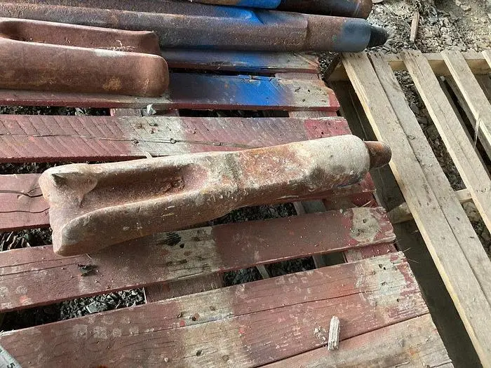 Used AFTERMARKET 5-1/2” DIAMETER X APPROXIMATELY 24” LENGTH CABLE TOOL DRILLING CHISEL BIT Other Cutting Tools Pennsylvania US | East West Machinery & Drilling #1417211