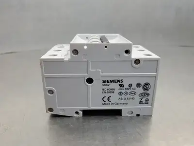 USED Siemens 5SX23 C10 Circuit Breaker, 3-Pole, 10 Amp, 400V w/5SX9100HS