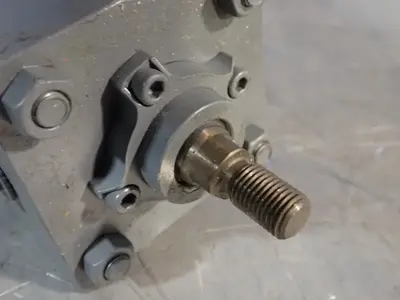 USED MILLER A90B2B02.502.0000063N119