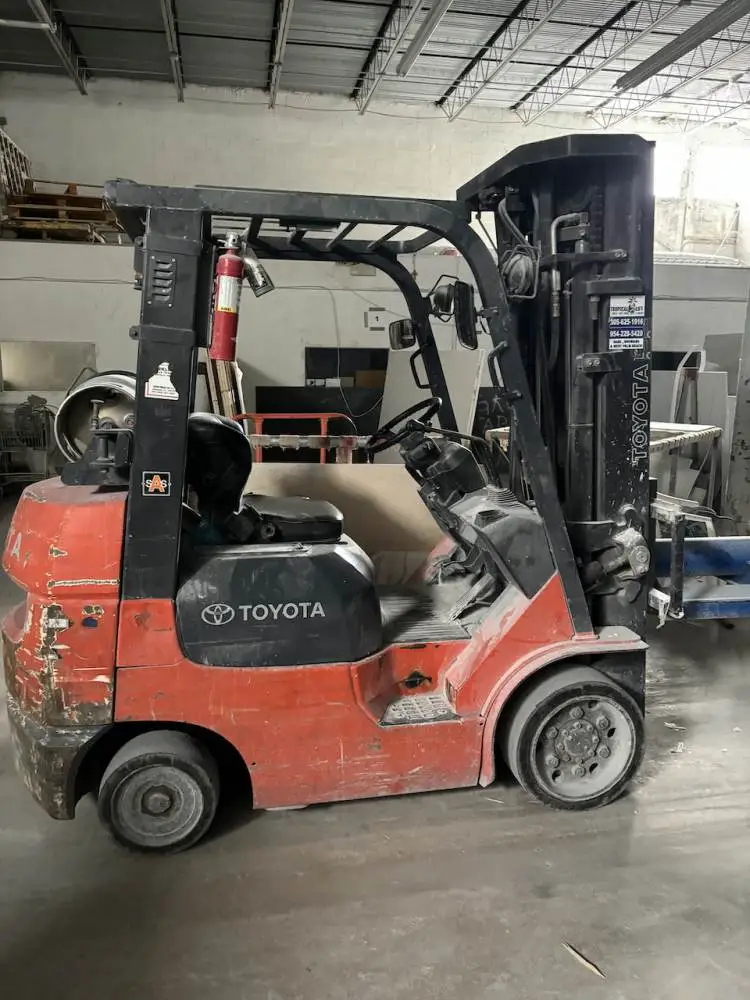Used 2010 TOYOTA 7FGCU25 Misc Forklifts Michigan US | All Used Stone Equipment #1560440