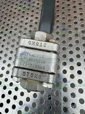 USED SVF -F. C. I. R86666ATSE COMPRESSION BALL VALVE W/ 1" THREADED FITTING 1500PSI