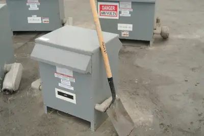 USED 2002 SQUARE D C15S5HCU
