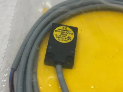 26200, BC5-Q08-AP6X2/S250 | Turck BC5-Q08-AP6X2/S250 Rectangular Capacitive Sensor 5mm Sn 10-30VDC 26200 - New