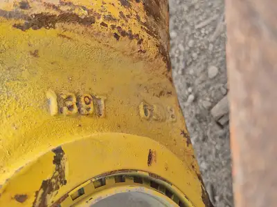 USED KOMATSU 707-01-01020