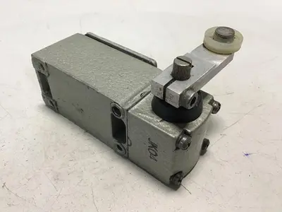 USED TELEMECANIQUE C3JK04