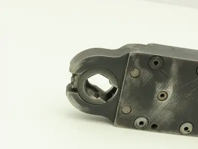 Stanley F33L74ACT-28 Pneumatic Nutrunner 13mm Drive Right Angle 306705