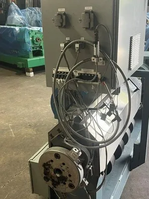 2014 CROWN 2" extruder Extruders, Low Boy 1.6" - 2.5""" | Mark One Machinery (39)