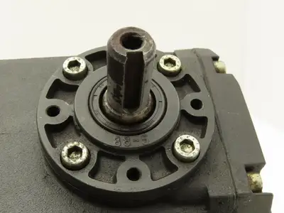 Ex-Cell-O 88/1 High Pressure Coolant Pump Pressure Washer RH Shaft Milling