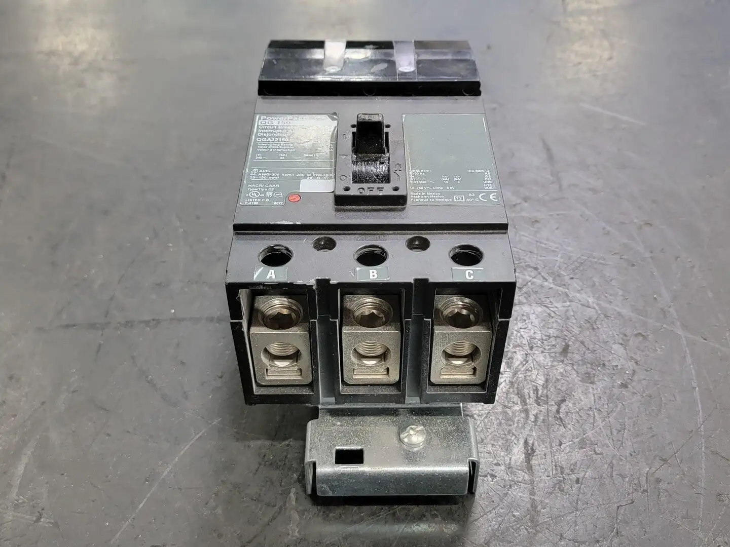 NEW SQUARE D QGA32150