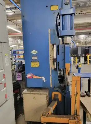 USED 1990 CINCINNATI FMII